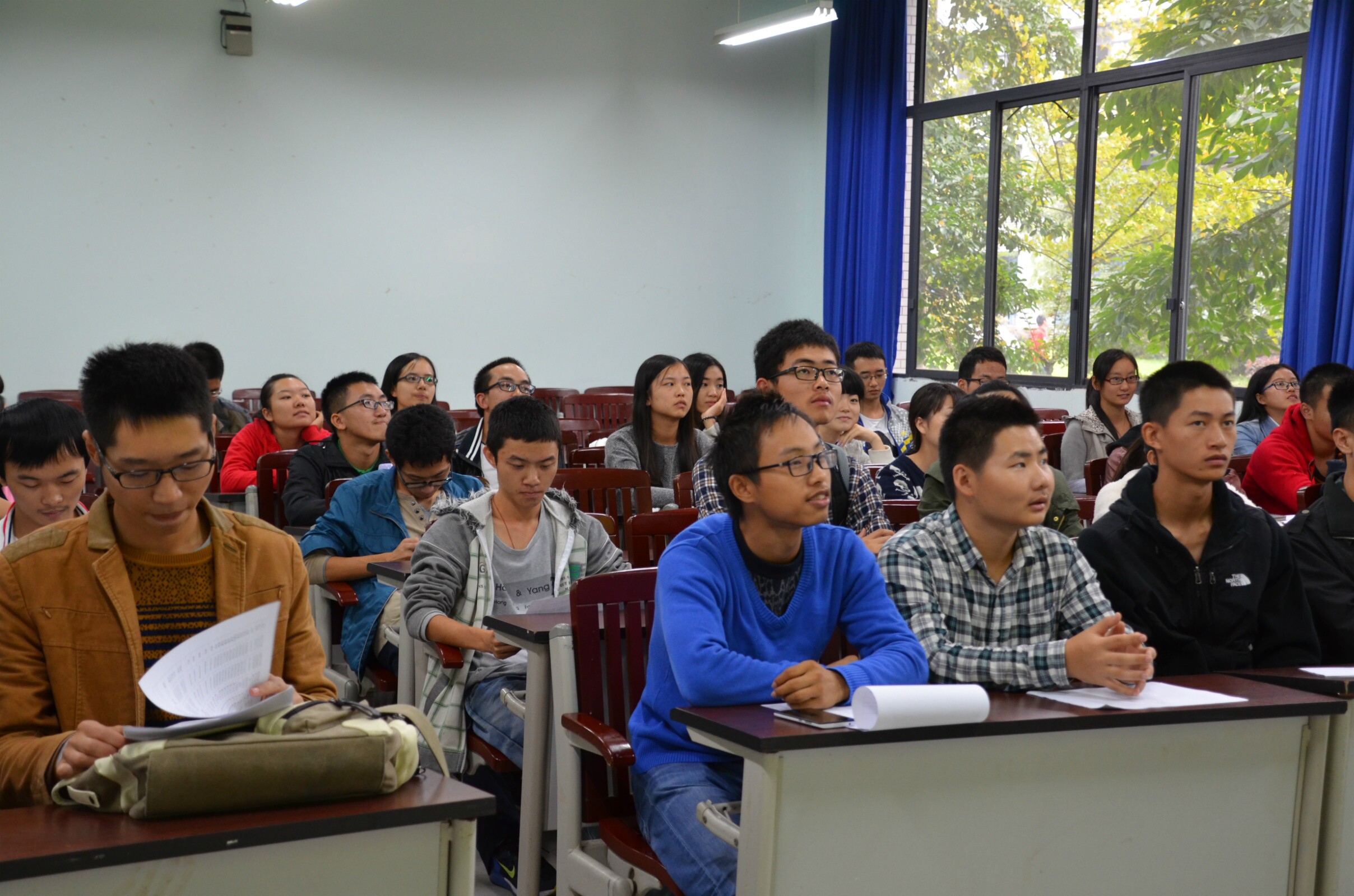 QQ图片20141023182822.jpg